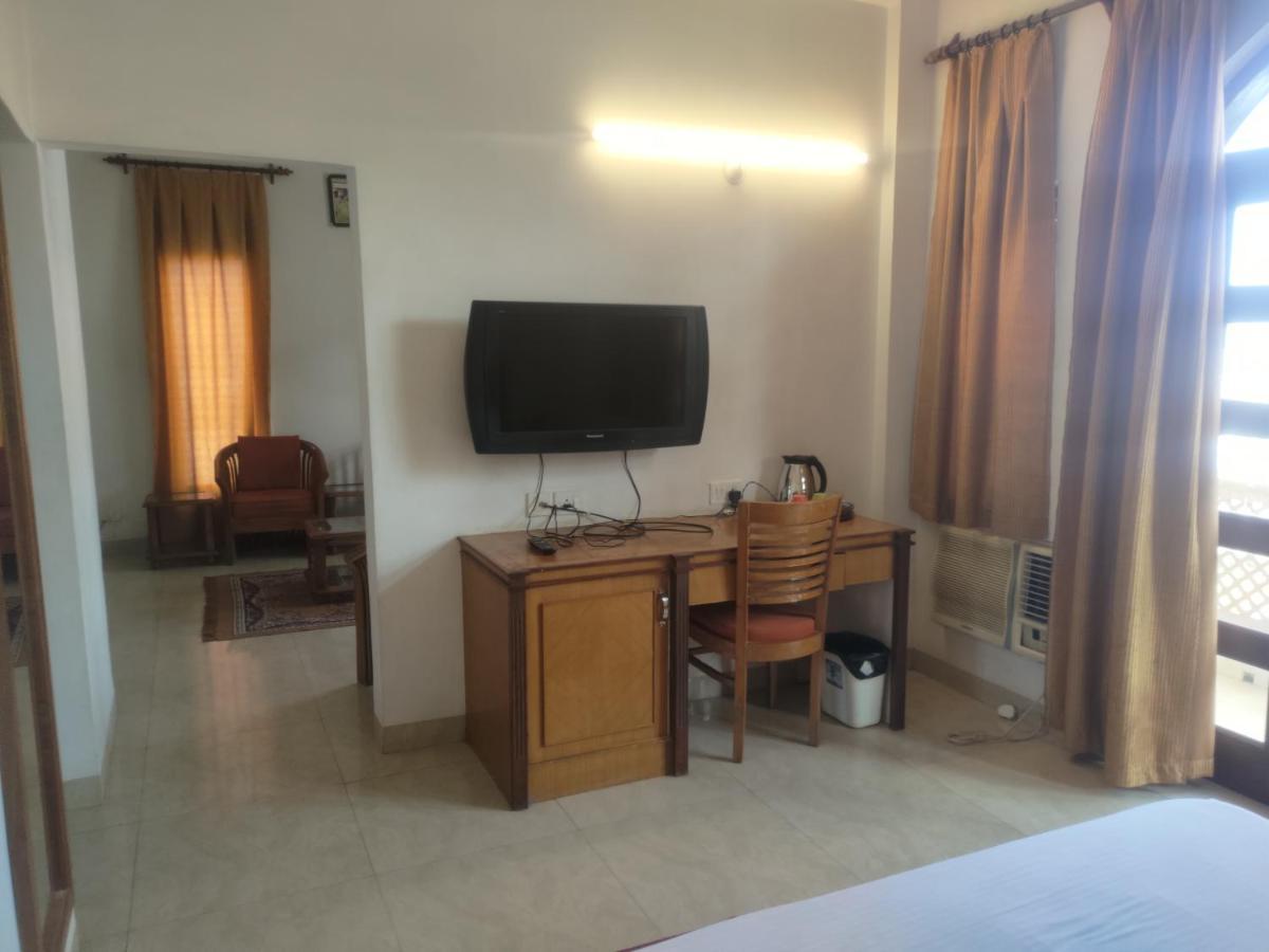 Hotel Fort View Tikamgarh Екстер'єр фото