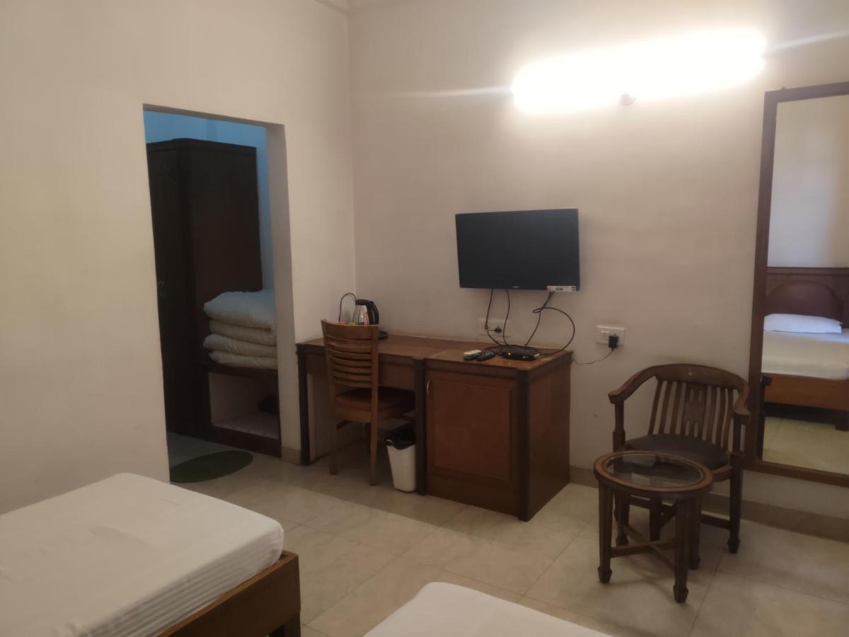 Hotel Fort View Tikamgarh Екстер'єр фото