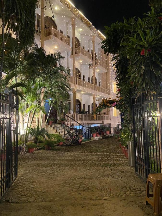 Hotel Fort View Tikamgarh Екстер'єр фото